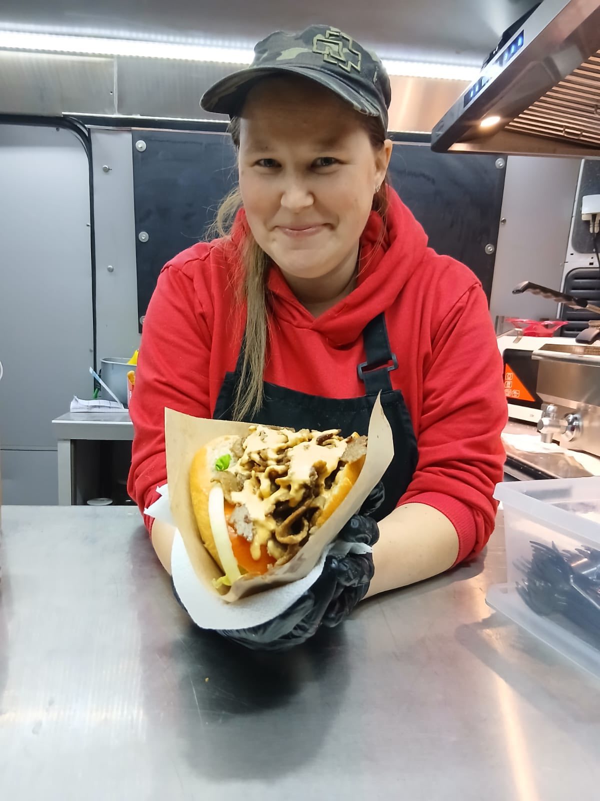 Elke van Meat My Bites in de foodtruck
